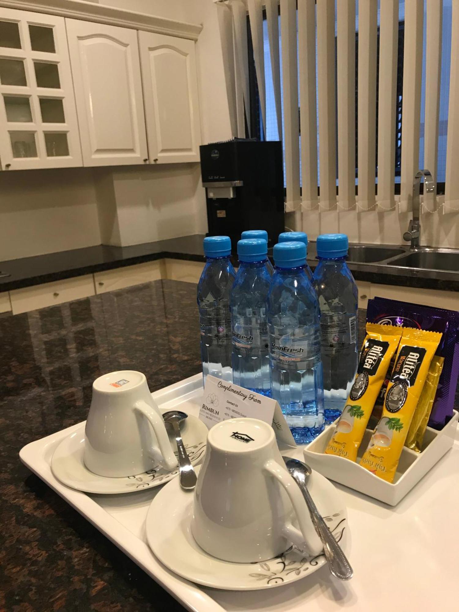 Rimbun Suites & Residences 반다르스리브가완 외부 사진