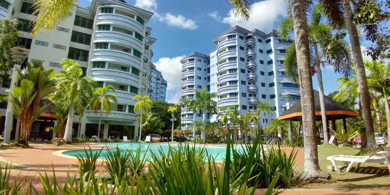 Rimbun Suites & Residences 반다르스리브가완 외부 사진