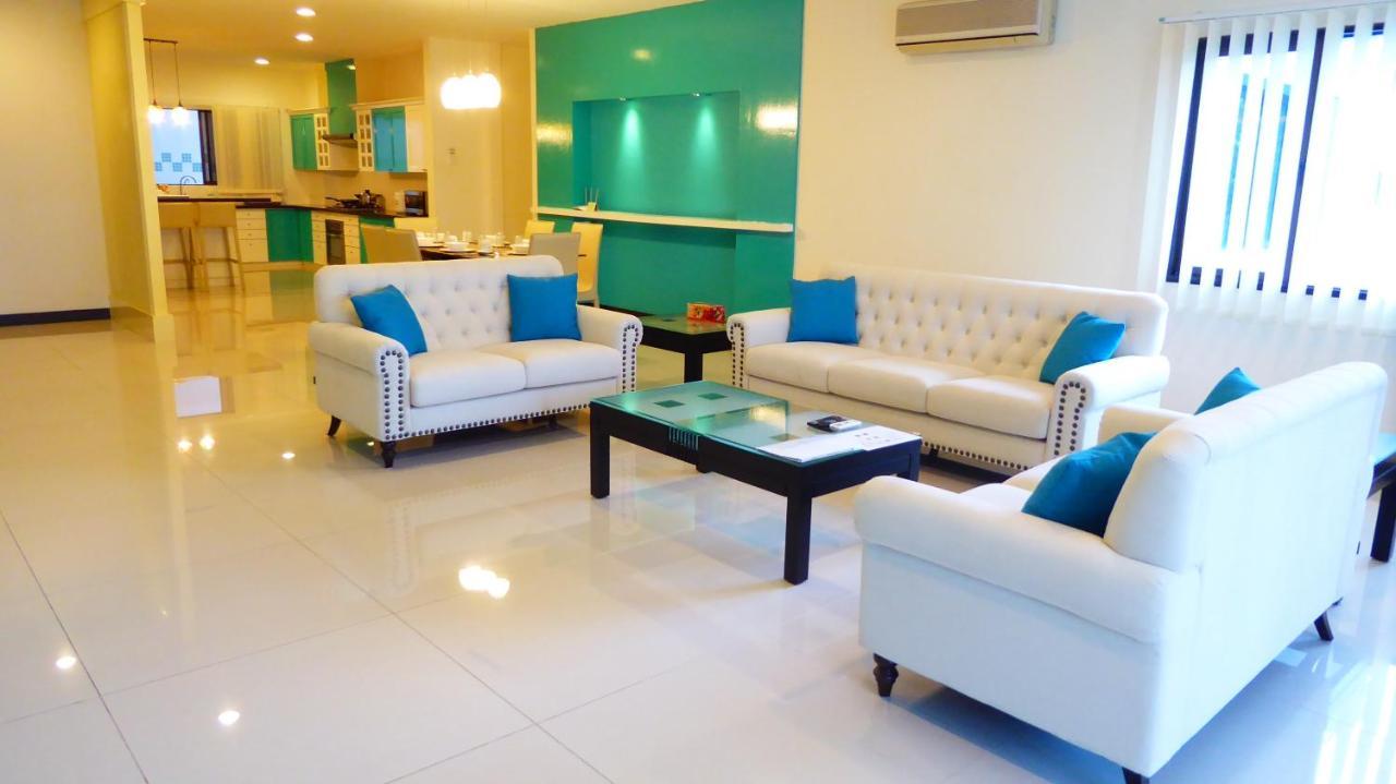 Rimbun Suites & Residences 반다르스리브가완 외부 사진